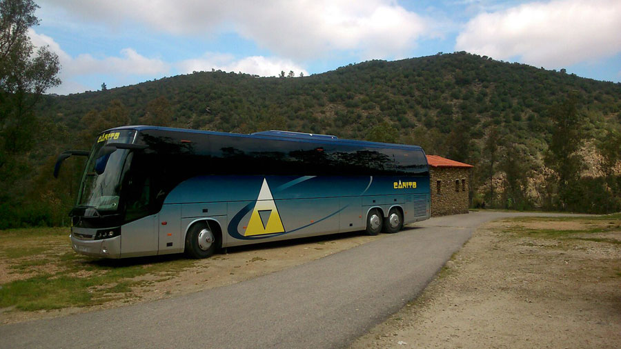Autocar CANITO listo para servicio de empresa